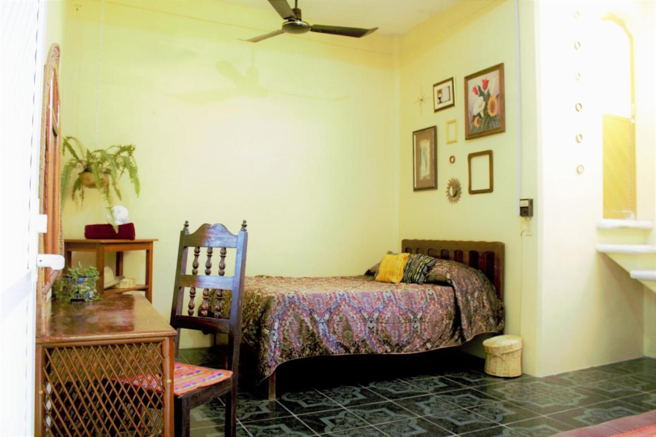 Casa Santaella Hotell Puerto Escondido  Eksteriør bilde